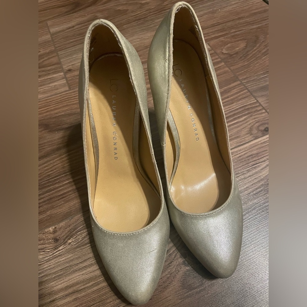 LC Lauren Conrad Champagne Gold Heels 💛